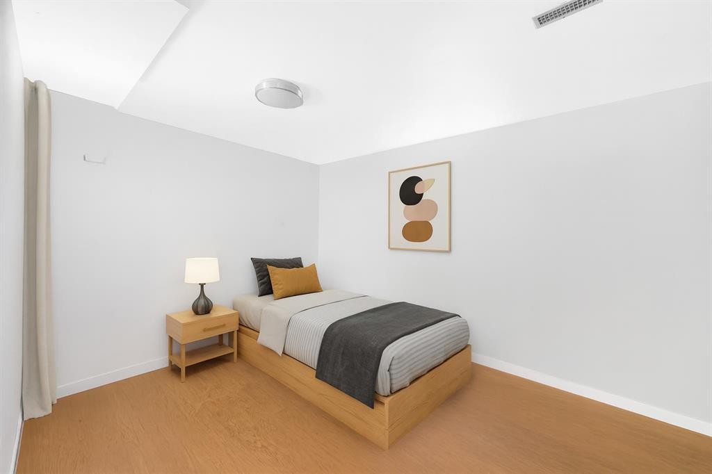 2204-111 Tarawood Lane Ne, Calgary, AB - Indoor Photo Showing Bedroom