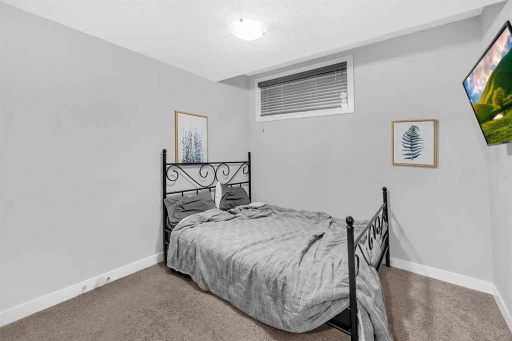 46 Cornerbrook Manor Ne, Calgary, AB - Indoor Photo Showing Bedroom