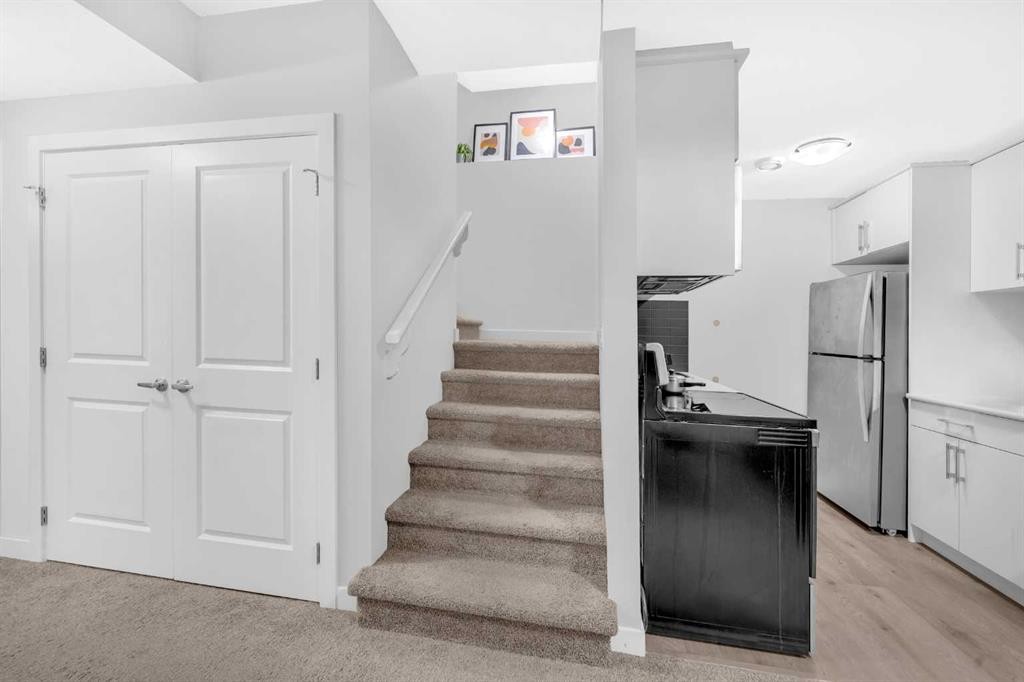 46 Cornerbrook Manor Ne, Calgary, AB - Indoor