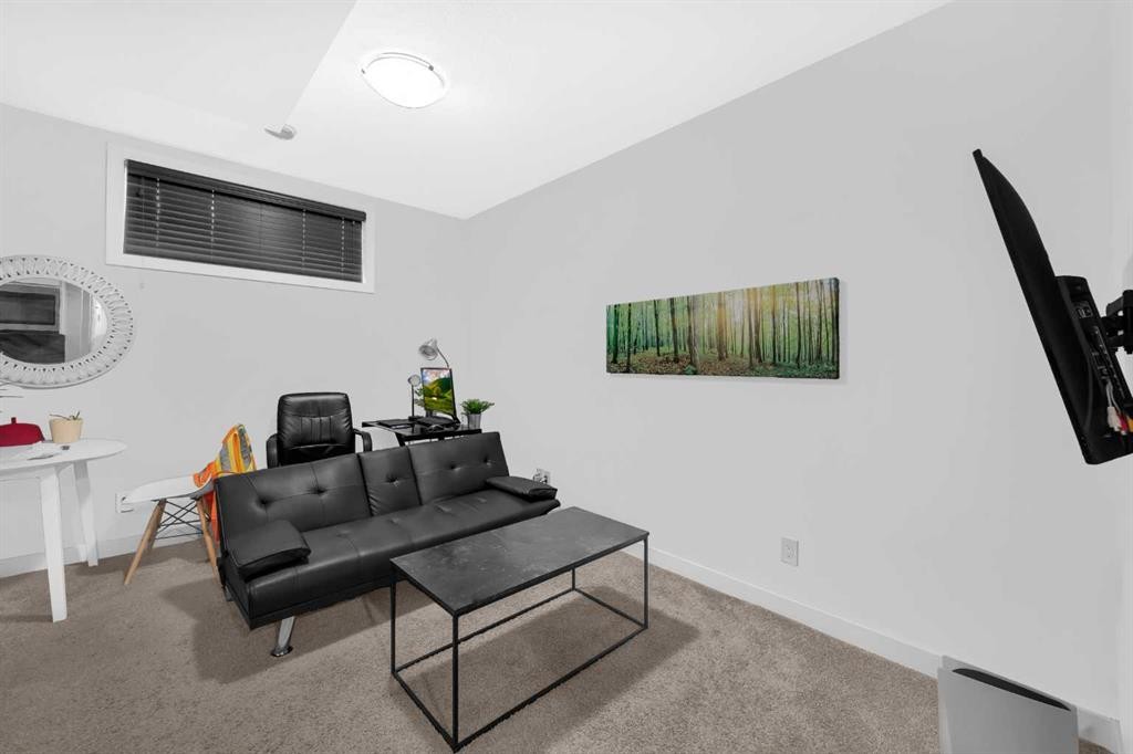46 Cornerbrook Manor Ne, Calgary, AB - Indoor