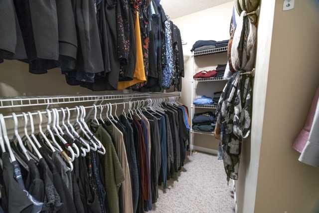 28 Crestmont Way Sw, Calgary, AB - Indoor With Storage