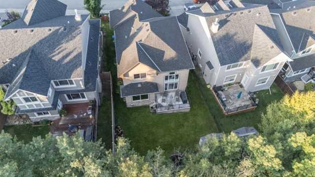 28 Crestmont Way Sw, Calgary, AB - Outdoor With View