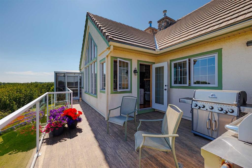 98 Equestrian Drive, Rural Rocky View County, AB - Outdoor With Exterior