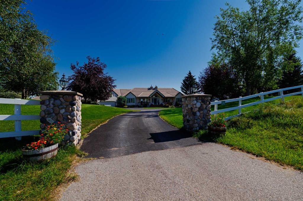 98 Equestrian Drive, Rural Rocky View County, AB - Outdoor