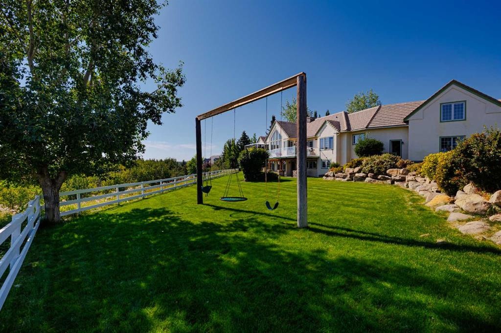 98 Equestrian Drive, Rural Rocky View County, AB - Outdoor