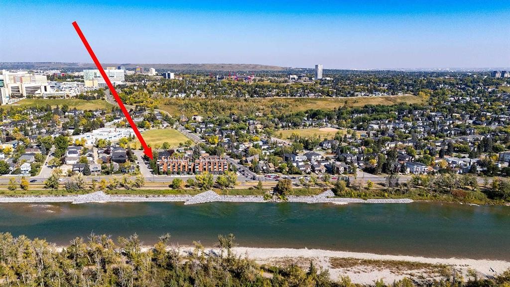 514 30 Street Nw, Calgary, AB - Outdoor With Body Of Water With View