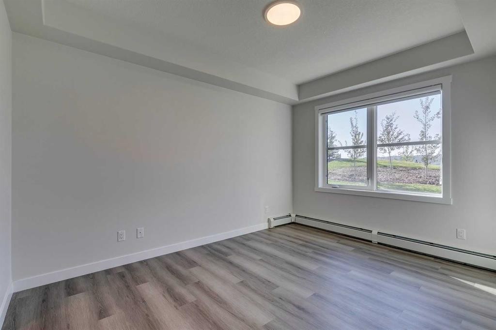 113-55 Wolf Hollow Crescent Se, Calgary, AB - Indoor Photo Showing Other Room