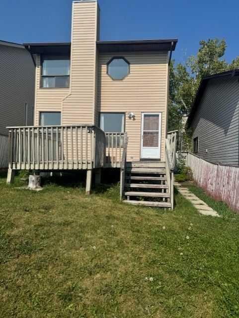 8007 Ranchview Drive Nw, Calgary, AB - Outdoor
