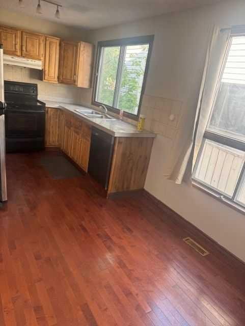 8007 Ranchview Drive Nw, Calgary, AB - Indoor Photo Showing Kitchen With Double Sink