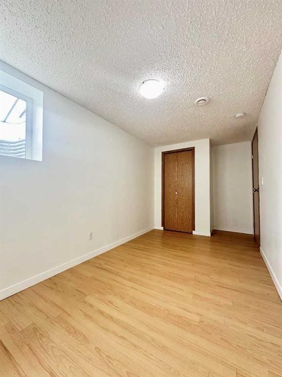 703 130 Avenue Sw, Calgary, AB - Indoor Photo Showing Other Room