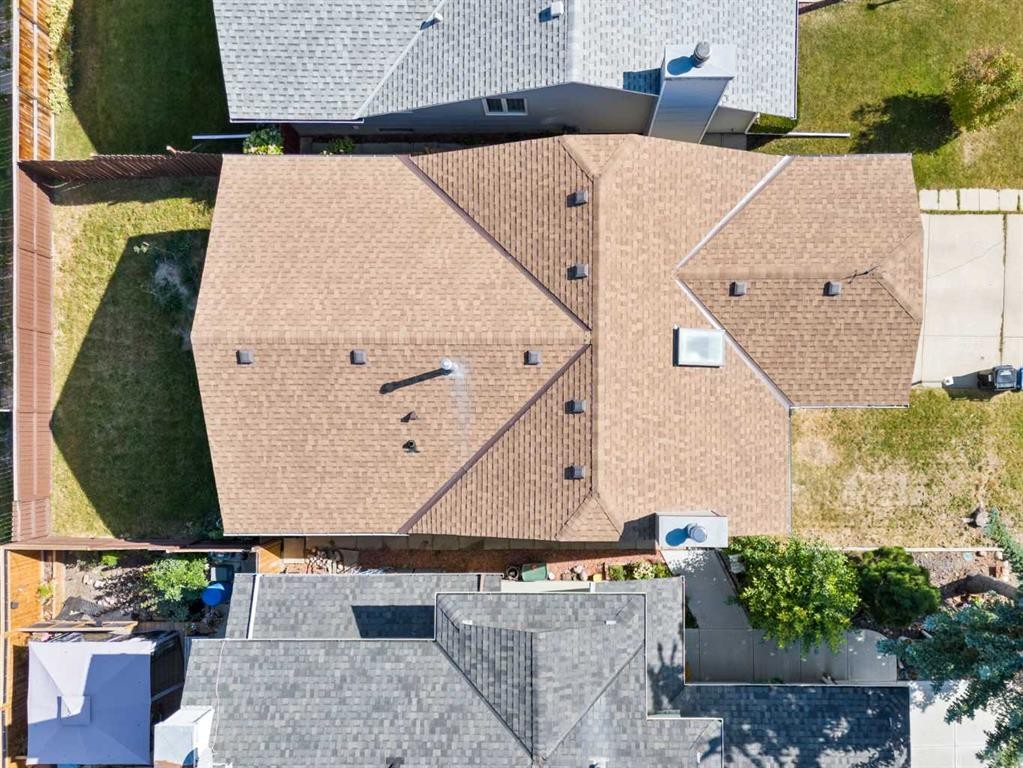 12 Cedargrove Road Sw, Calgary, AB - Outdoor With Exterior