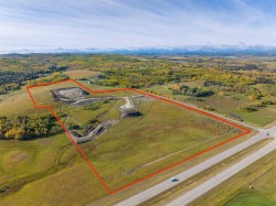 Lot 4-NW; 20; 22; 2; 5 Rural Foothills County, AB T1S 2P6