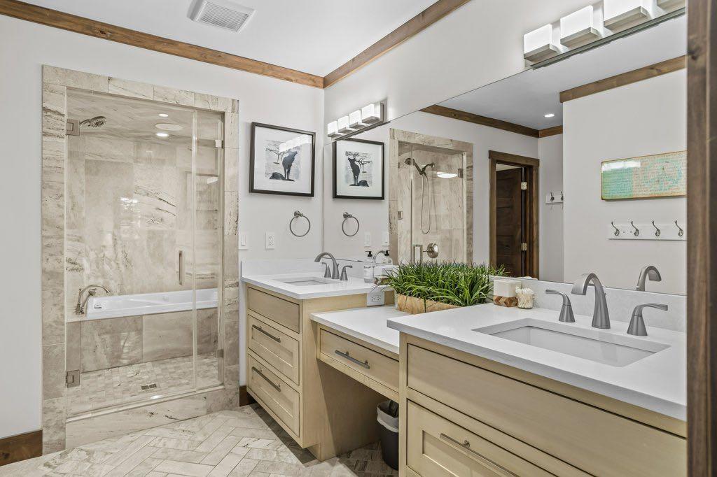 115 Spray Avenue, Banff, AB - Indoor