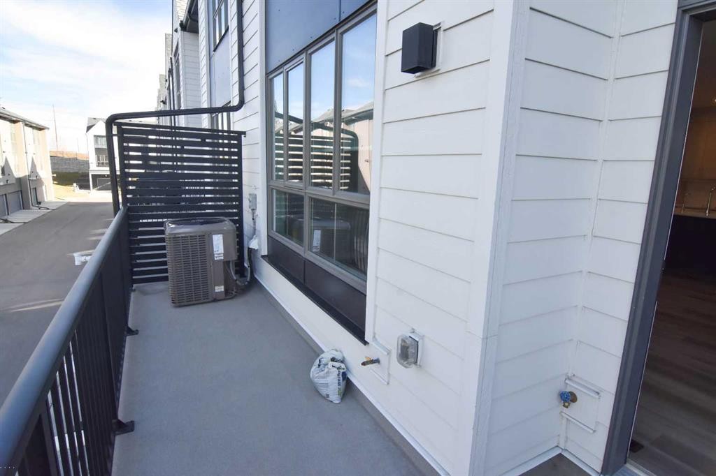 142 Sovereign Common Sw, Calgary, AB