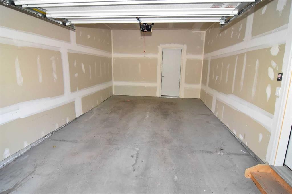 142 Sovereign Common Sw, Calgary, AB