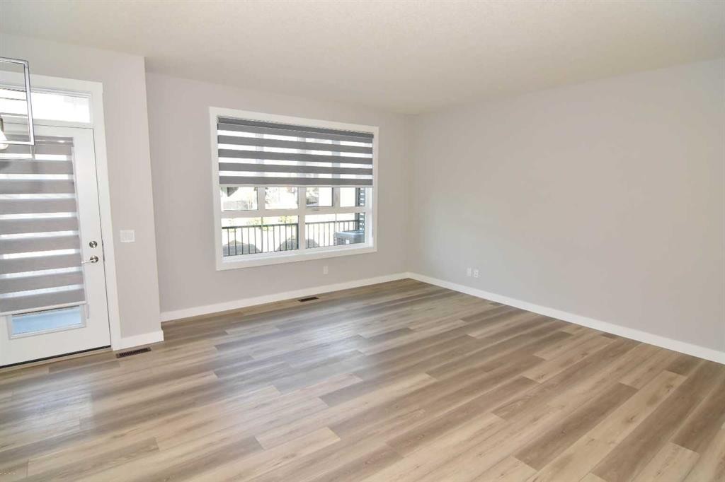 142 Sovereign Common Sw, Calgary, AB