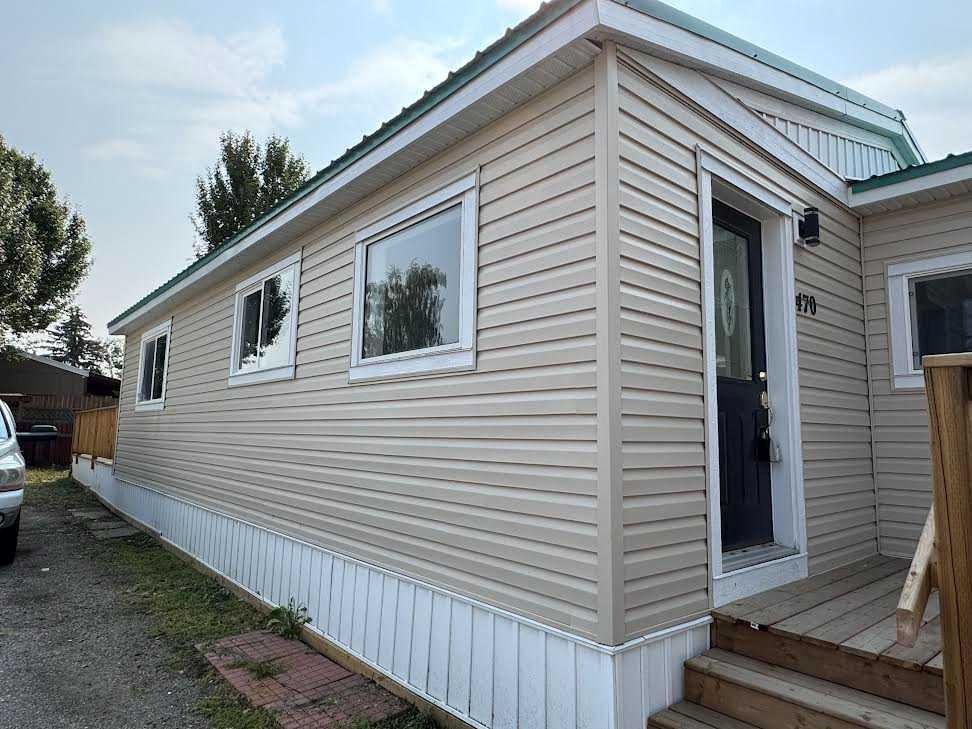 470-3223 83 Street Nw, Calgary, AB