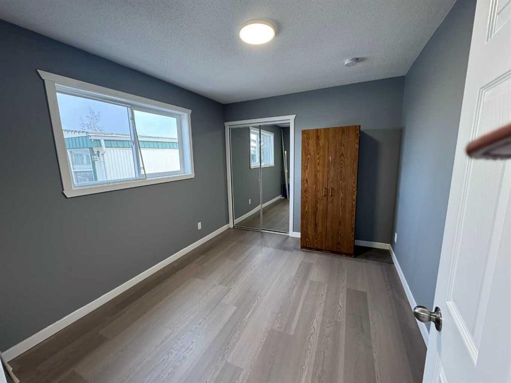 470-3223 83 Street Nw, Calgary, AB