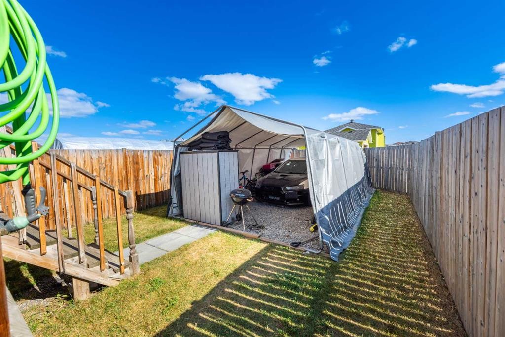 10 Tarawood Lane Ne, Calgary, AB - Outdoor