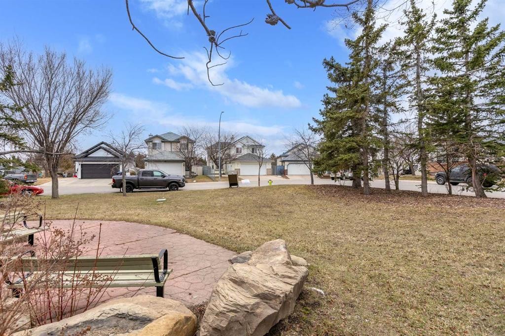 70 Anaheim Green Ne, Calgary, AB - Outdoor