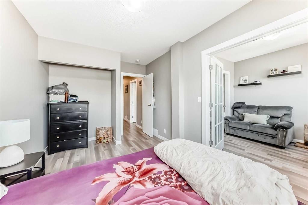 4611 50 Street, Red Deer, AB - Indoor Photo Showing Bedroom