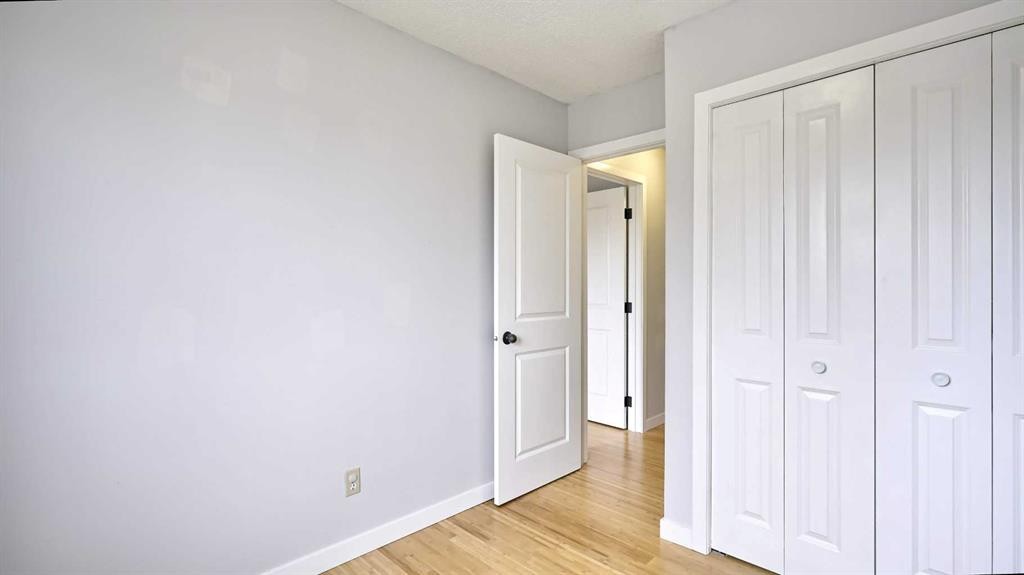 124 Riverbrook Way Se, Calgary, AB - Indoor