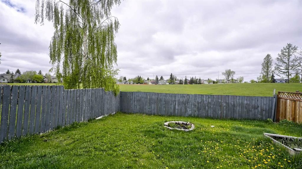 124 Riverbrook Way Se, Calgary, AB - Outdoor