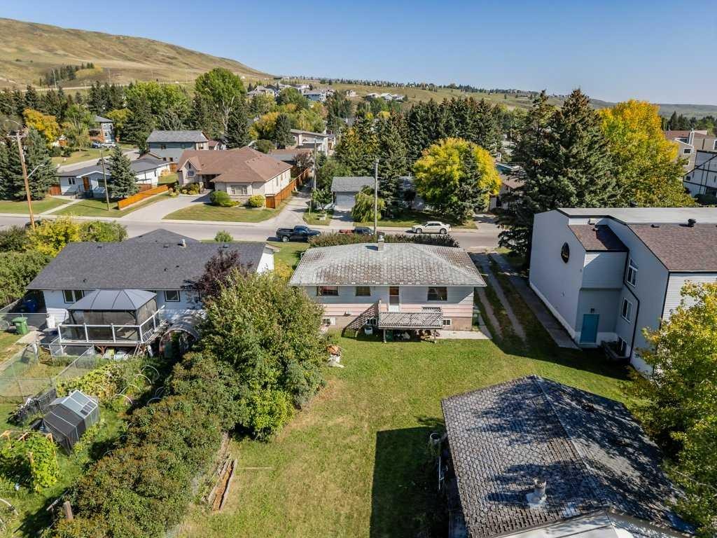 217 Ross Avenue, Cochrane, AB - Outdoor With View