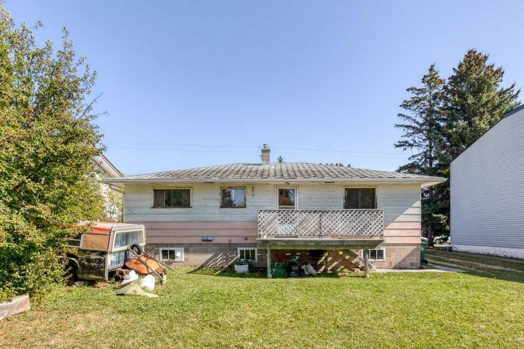 217 Ross Avenue, Cochrane, AB - Outdoor