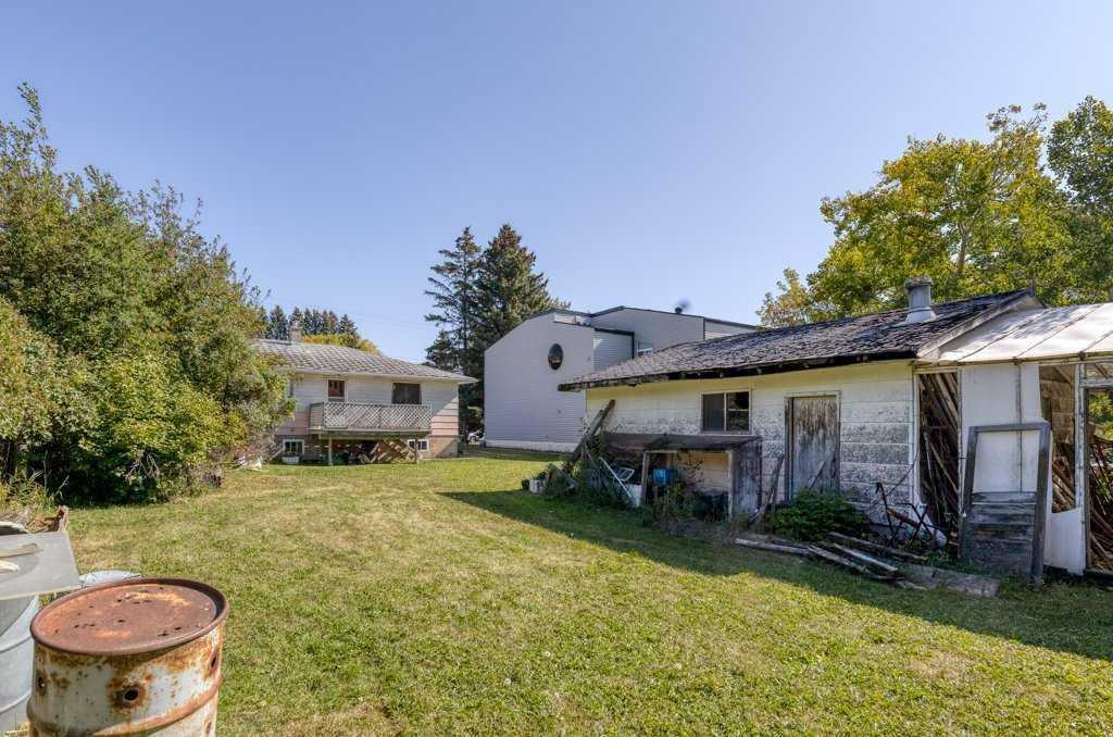 217 Ross Avenue, Cochrane, AB - Outdoor