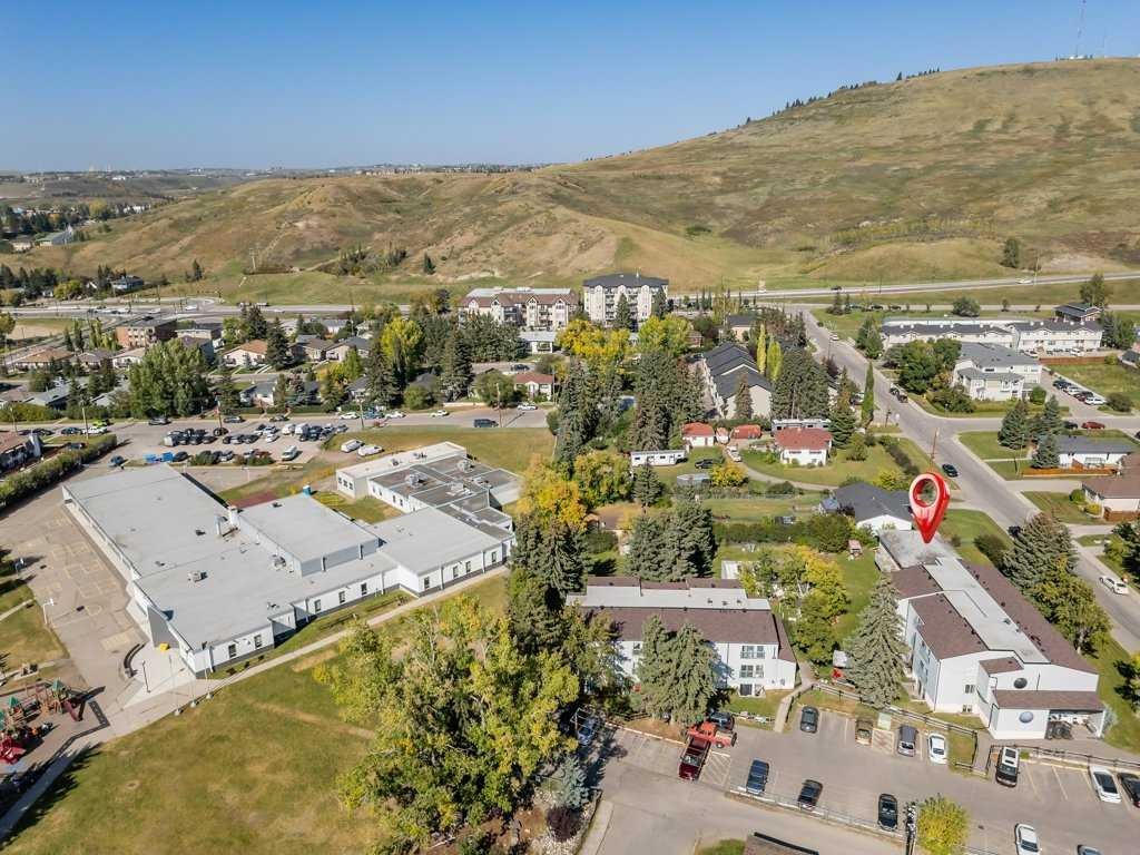 217 Ross Avenue, Cochrane, AB - Outdoor With View