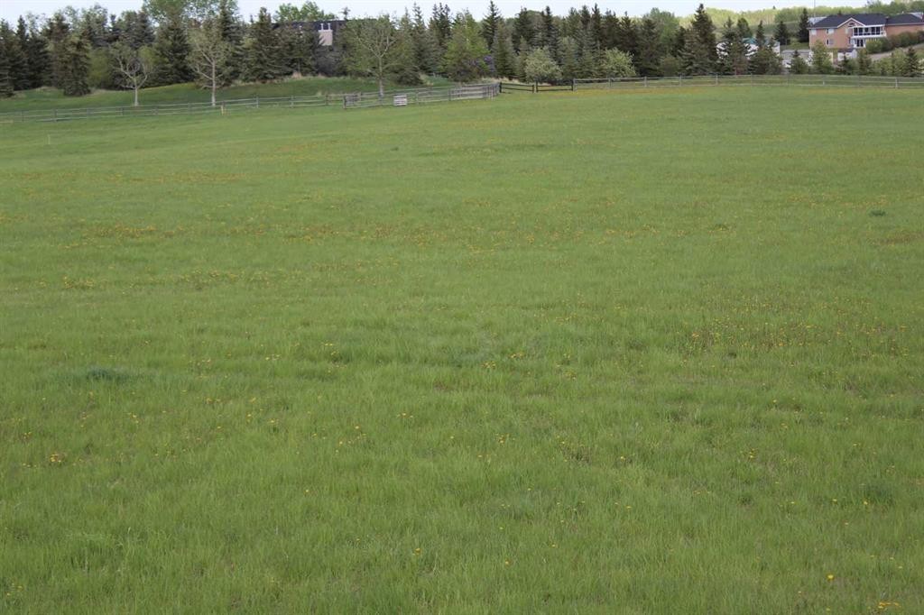 32079 Willow Way, Rural Rocky View County, AB