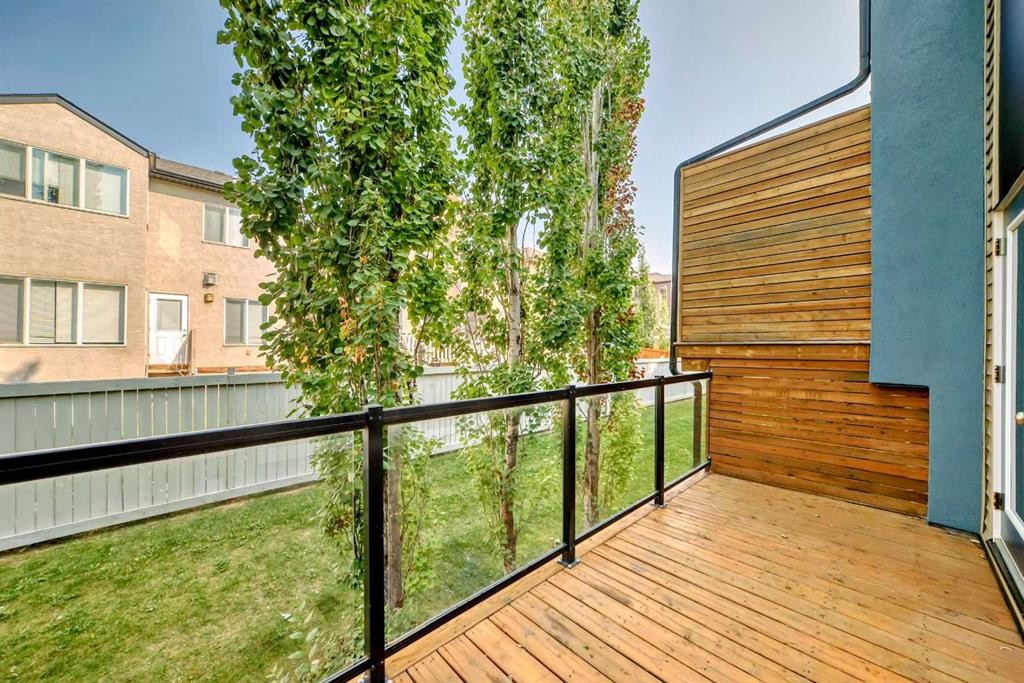 326 Covecreek Circle Ne, Calgary, AB - Outdoor With Balcony With Exterior