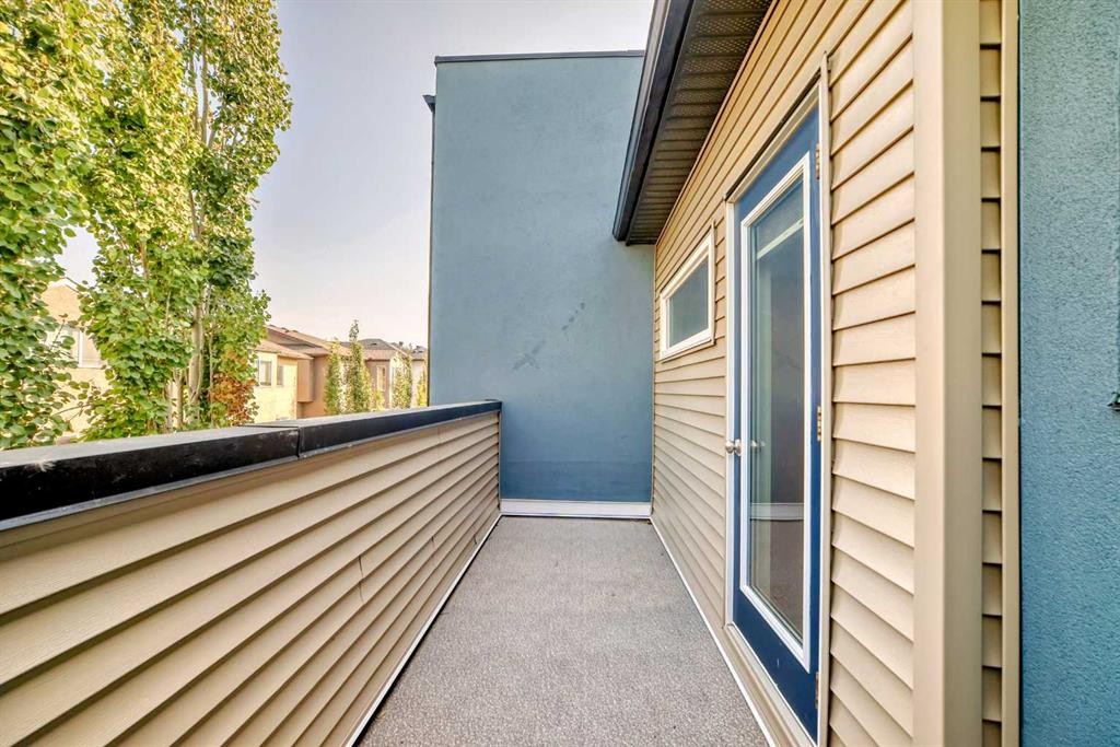 326 Covecreek Circle Ne, Calgary, AB - Outdoor With Balcony With Exterior