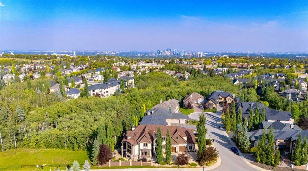 4 Aspen Ridge Bay Sw, Calgary, AB - Outdoor With View