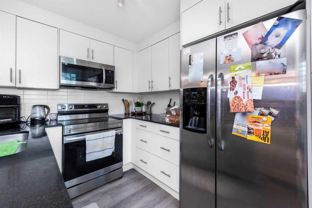 3102-240 Skyview Ranch Road Ne, Calgary, AB - Indoor Photo Showing Kitchen