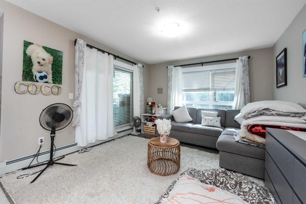 3102-240 Skyview Ranch Road Ne, Calgary, AB - Indoor Photo Showing Living Room