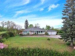 6010 50 Avenue Lacombe, AB T4L 0H8