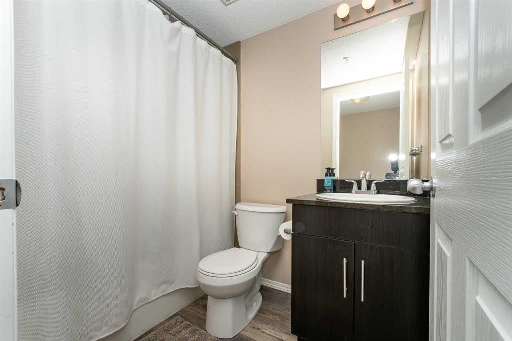 223-355 Taralake Way Ne, Calgary, AB - Indoor Photo Showing Bathroom