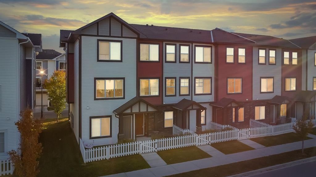 2306 Jumping Pound Common, Cochrane, AB - Outdoor With Facade