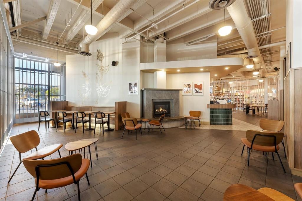 6455 Macloed Trail, Calgary, AB