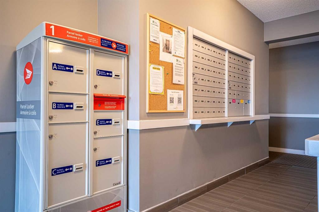 117-16 Sage Hill Terrace Nw, Calgary, AB - Indoor Photo Showing Other Room