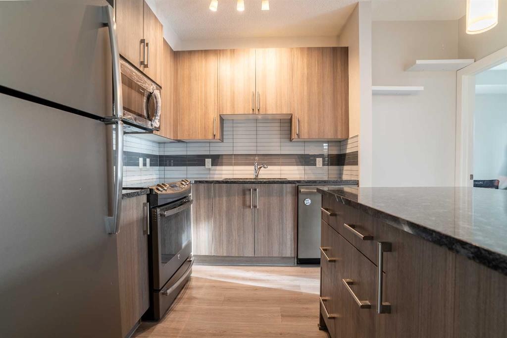 117-16 Sage Hill Terrace Nw, Calgary, AB - Indoor Photo Showing Kitchen
