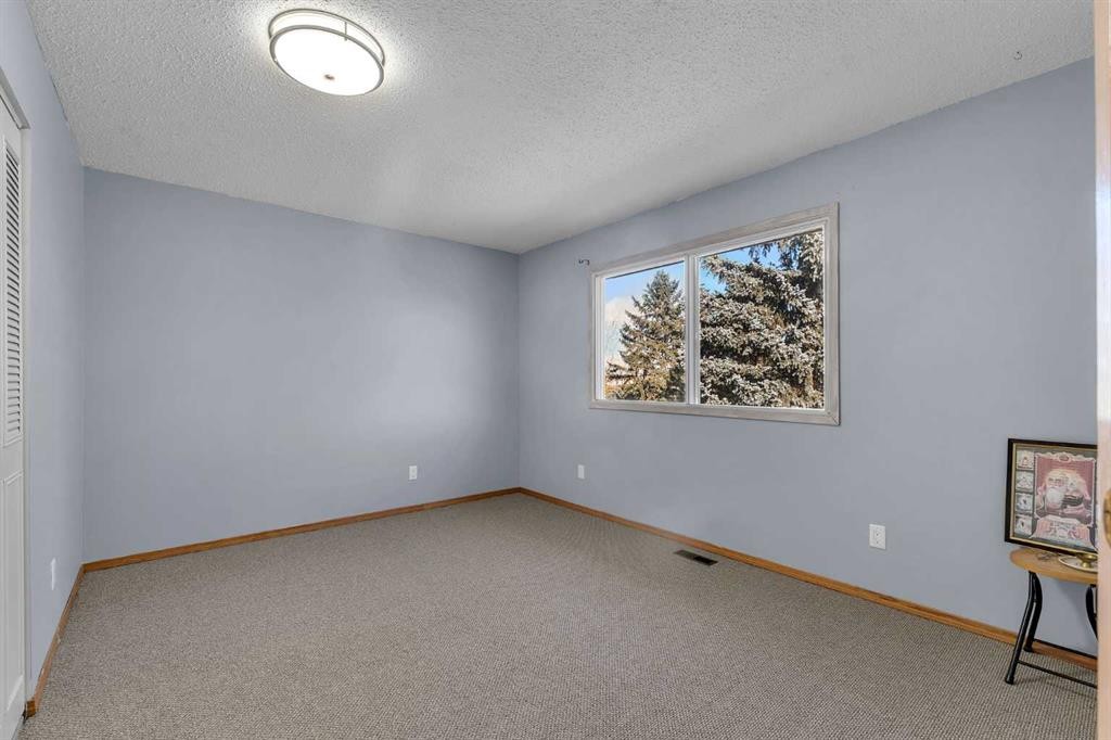 233081 Glenmore View Road, Rural Rocky View County, AB - Indoor Photo Showing Other Room