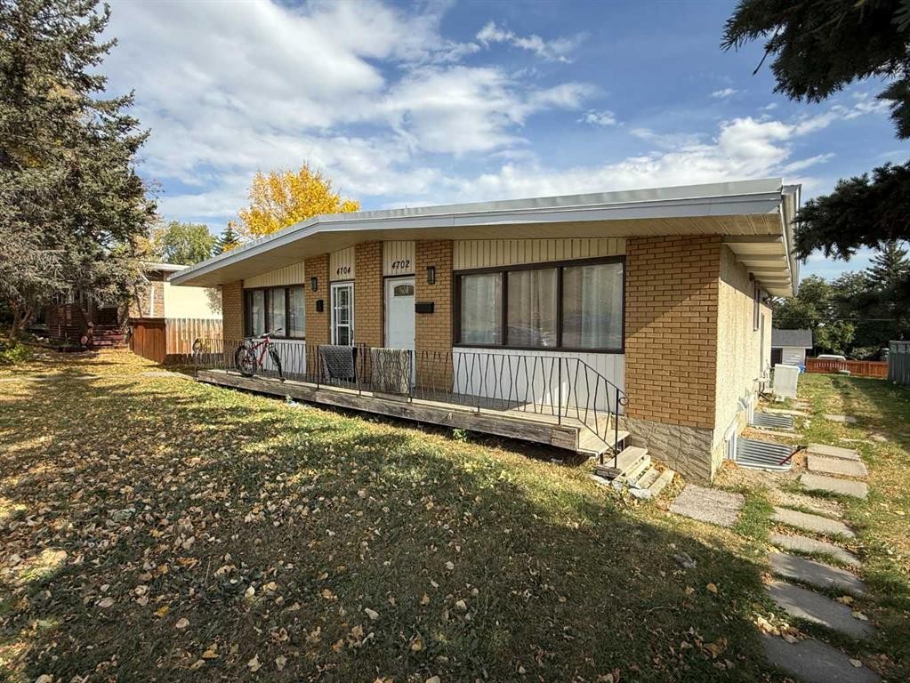 4704 14 Street Nw, Calgary, AB - Outdoor With Deck Patio Veranda