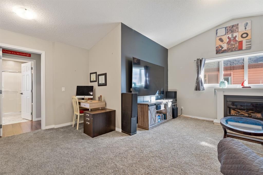 178 Buckskin Way, Cochrane, AB - Indoor