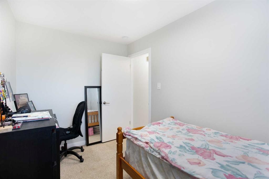 119 Maranda Close Ne, Calgary, AB - Indoor Photo Showing Bedroom