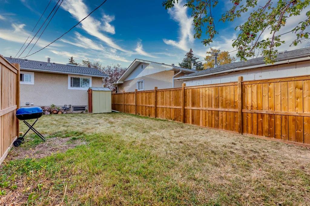 119 Maranda Close Ne, Calgary, AB - Outdoor