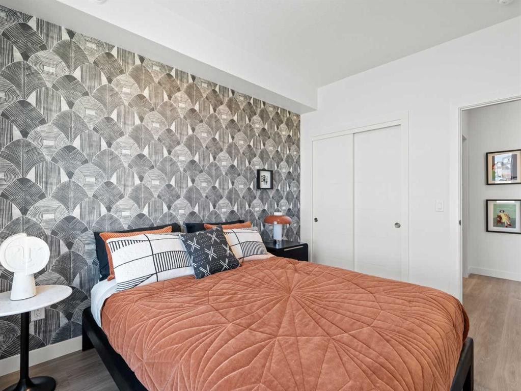 A109-2026 81 Street Sw, Calgary, AB - Indoor Photo Showing Bedroom