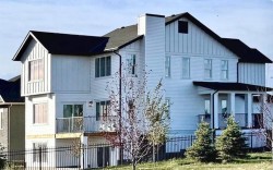 37 North Bridges Landing Langdon, AB T0J 1X3